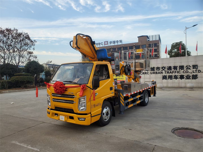 楚勝牌24米伸縮臂高空作業(yè)車